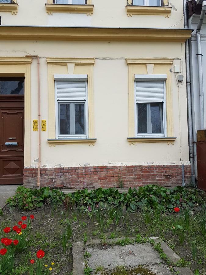 Napfeny Apartment Szeged Exterior photo